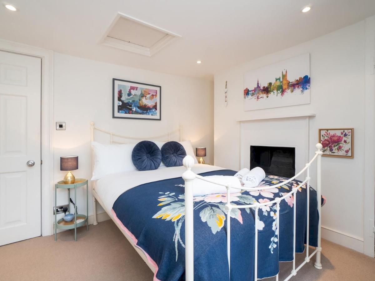 Pass The Keys 2 Bed Flat In The Heart Of Bath Apartment Bagian luar foto